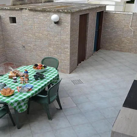 Appartement Trilocale Ll05 A 200m Dal Mare