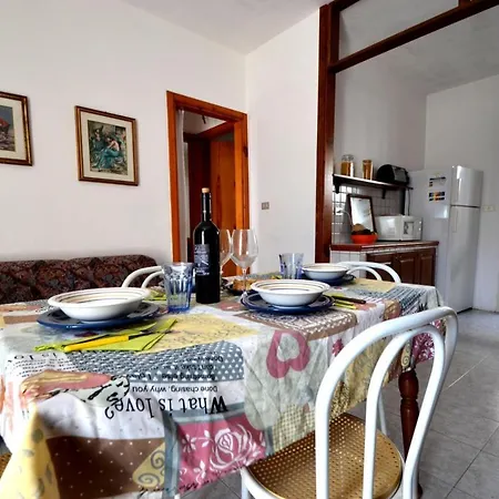 Trilocale Ll05 A 200m Dal Mare Appartement